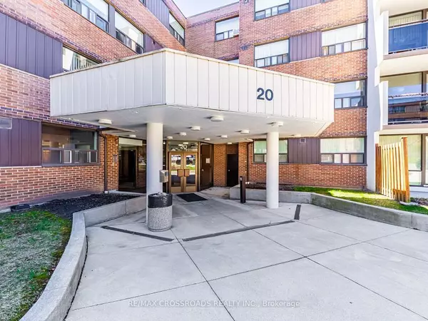 Toronto C13, ON M4A 2R2,20 Sunrise AVE #111