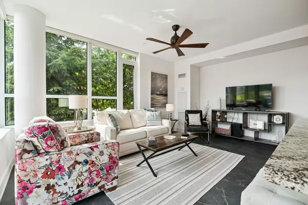 Innisfil, ON L9S 0L9,241 Sea Ray AVE #A115