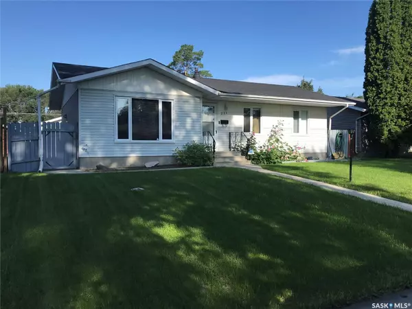 221 Winnipeg AVENUE N, Saskatoon, SK S7L 3P3