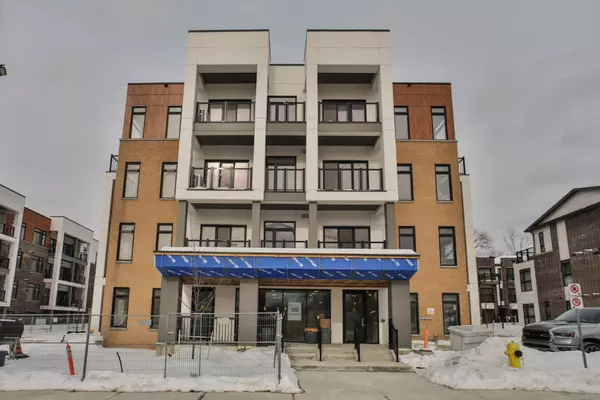 120 CANON JACKSON DR #E-308, Toronto W04, ON M6M 0B8