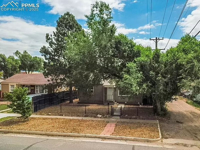 719 S Institute ST, Colorado Springs, CO 80903
