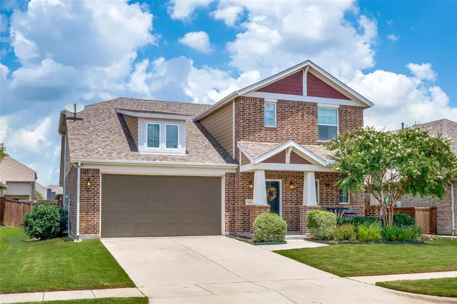 1913 Ranch Trail Road, Aubrey, TX 76227