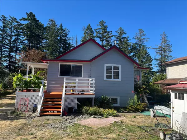 1558 Chaplin St, Crofton, BC V0R 1R0