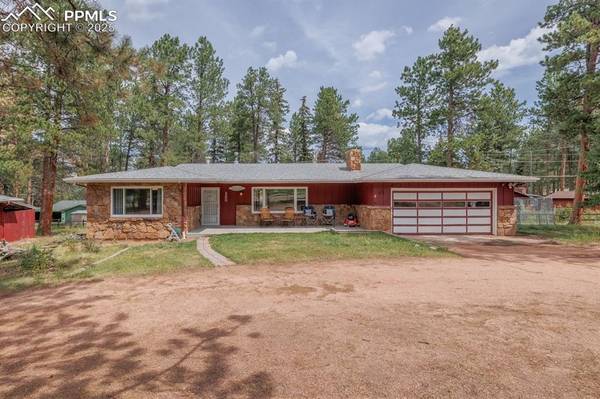 300 W Kelleys RD, Woodland Park, CO 80863