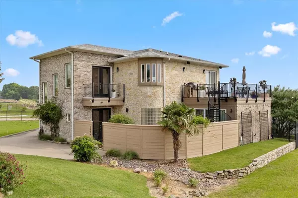 Rockwall, TX 75032,299 Harborview Drive