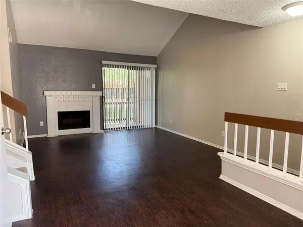 Arlington, TX 76011,2128 Park Willow Lane #B