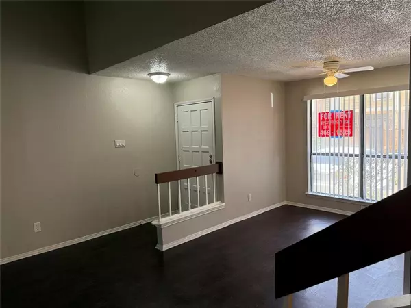 Arlington, TX 76011,2128 Park Willow Lane #B