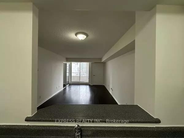 Toronto C14, ON M2N 6T5,18 Hillcrest AVE #701