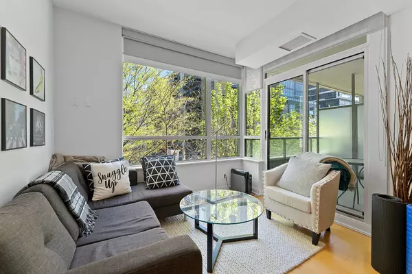 88 Broadway AVE #213, Toronto C10, ON M4P 0A5