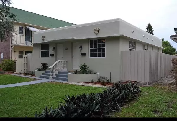 1835 Jefferson Street, Hollywood, FL 33020
