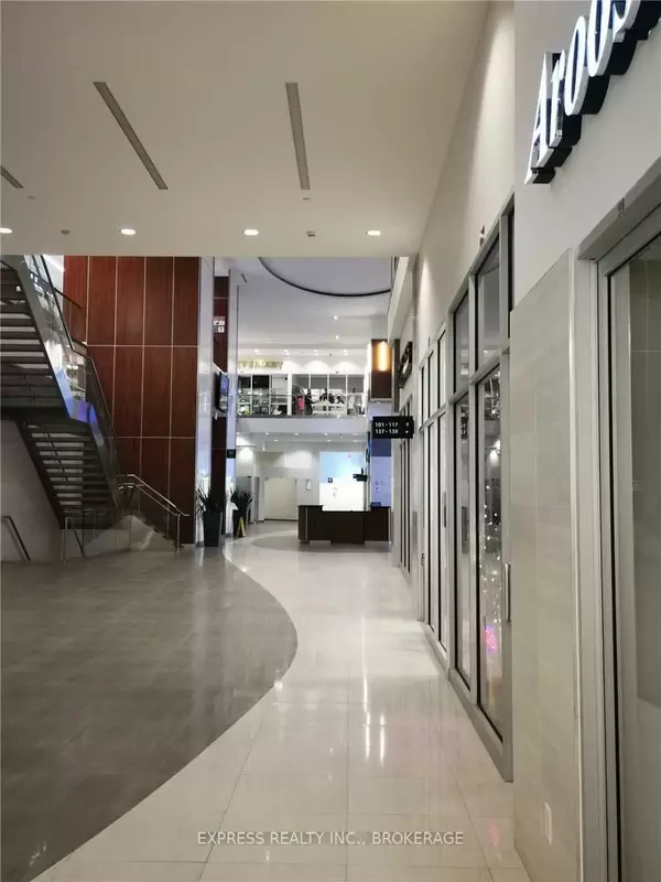 Markham, ON L3T 0C8,7163 Yonge ST #212