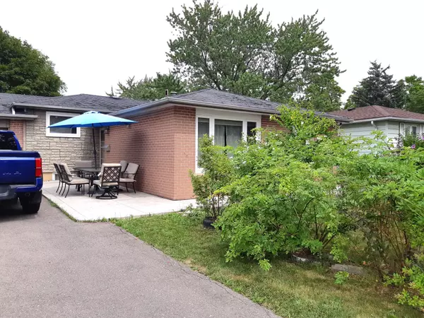 Brampton, ON L6T 3H2,32 Dunblaine CRES