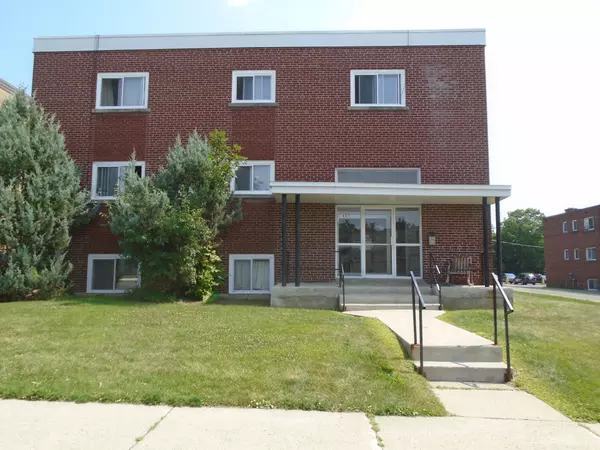 637 CUMMINGS AVE N #203, Overbrook - Castleheights And Area, ON K1K 2K5