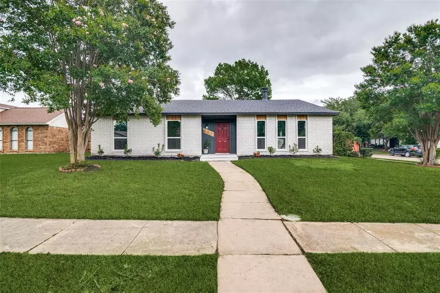 601 Red Ash Circle, Mesquite, TX 75150