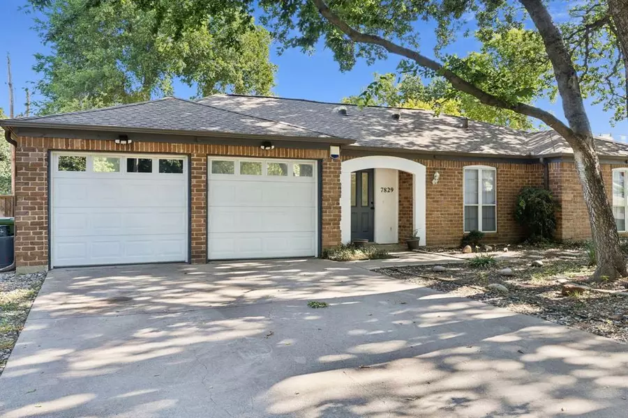 7829 Noneman Drive, North Richland Hills, TX 76182