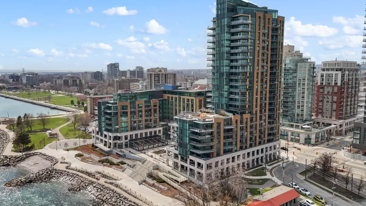 Burlington, ON L7R 0G2,2060 Lakeshore RD #205