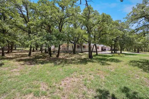 Nocona, TX 76255,102 Goliad Drive