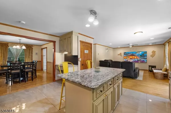 Bloomingdale Boro, NJ 07403,13 Brandt Ln