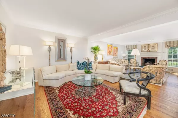 Mendham Boro, NJ 07945,61 Galway Dr