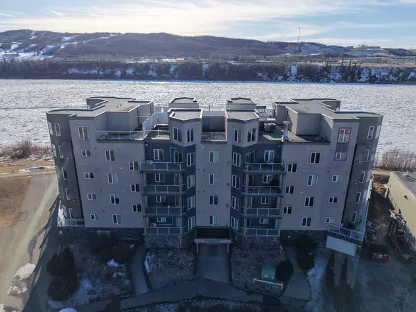 9810 94 ST #308, Peace River, AB T8S0A1