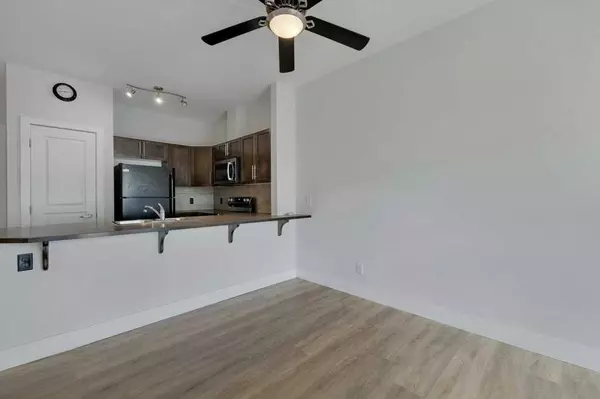 Calgary, AB T3K 0V4,10 Panatella RD NW #312