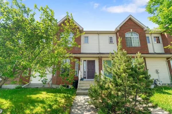 12 Pinnacle Avenue, Grande Prairie, AB T8W2W6