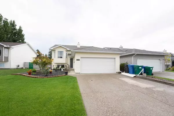 Lethbridge, AB T1K 6P7,22 Mt Backus CRES West