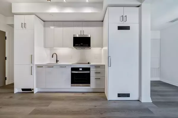 292 Dundas ST #1501, Toronto C01, ON M5T 1G2