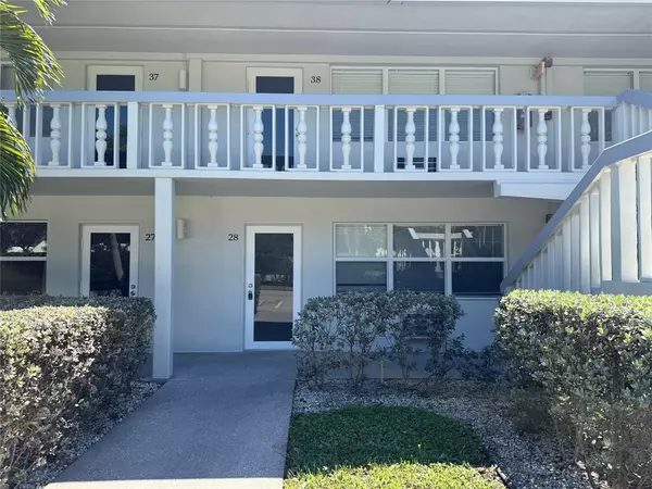 Deerfield Beach, FL 33442,28 Ventnor B #28