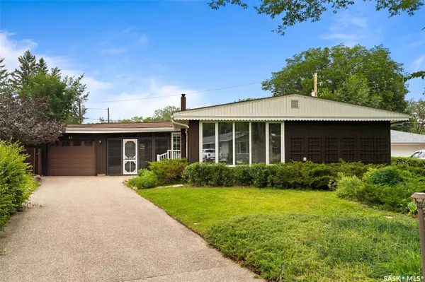 11 Briarwood PLACE, Regina, SK S4S 5M8