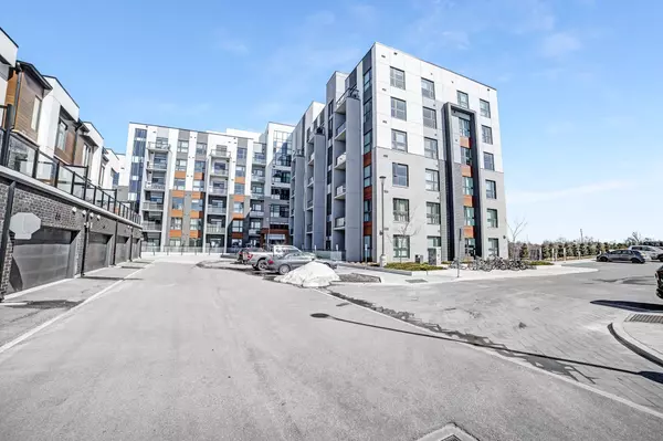 Oakville, ON L6M 5N3,50 Kaitting TRL #101