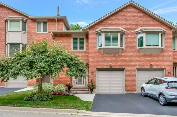 Hamilton, ON L9H 6W2,30 Osler DR #12
