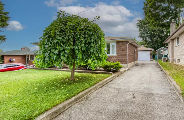 Kitchener, ON N2C 2C5,31 Hillmount ST