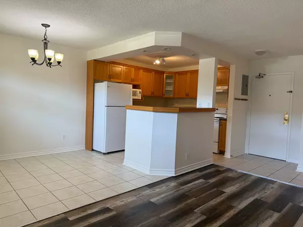 St. Catharines, ON L2P 2K4,264 Oakdale AVE #103
