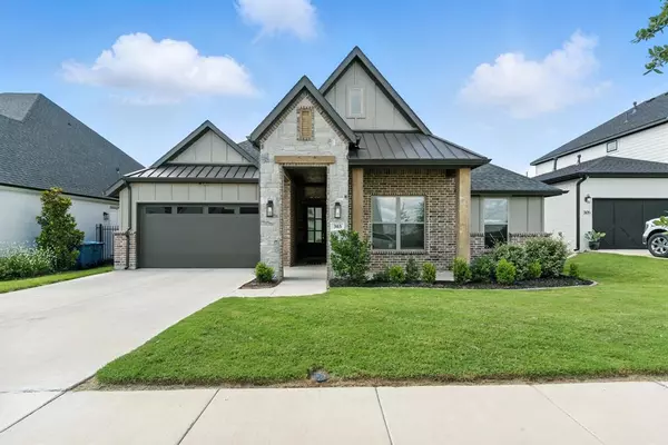 303 Highland Court, Aledo, TX 76008