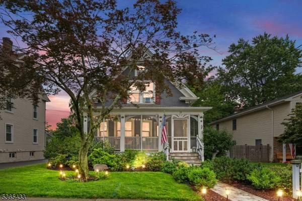 27 Hillside Ave, Chatham Boro, NJ 07928