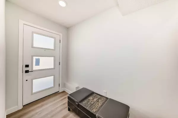 Calgary, AB T3H3V8,91 spring willow Close SW