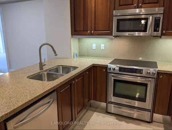Toronto C15, ON M2K 3E5,660 Sheppard AVE E #301B
