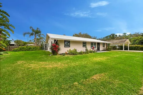 Stuart, FL 34997,6275 SE Thomas Dr