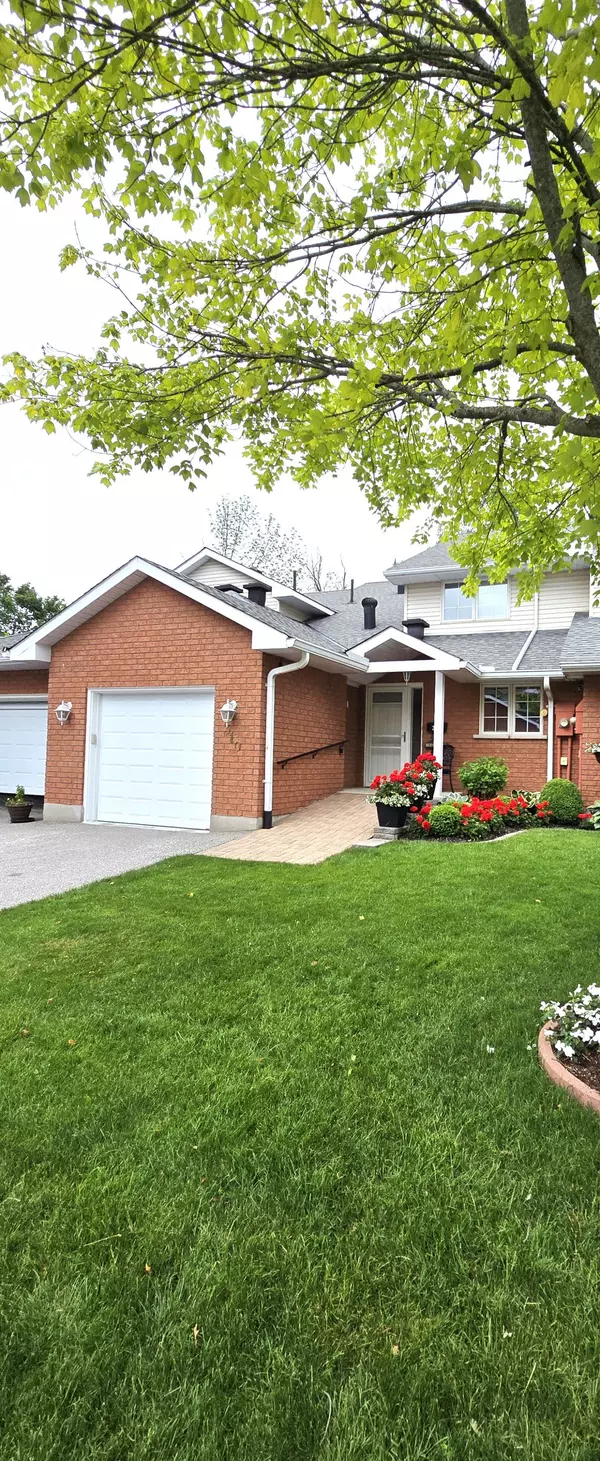 Orillia, ON L3V 7T9,30 Museum DR #Unit #310