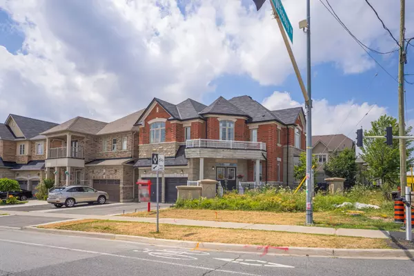 Brampton, ON L6Y 5Y7,180 Bonnie Braes DR