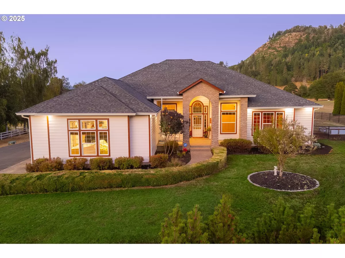 Roseburg, OR 97471,580 EVELYN ST