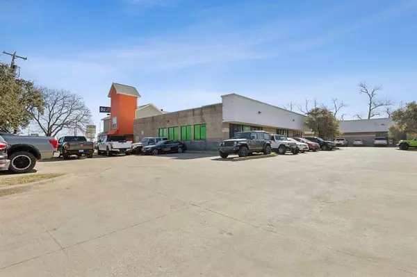 Dallas, TX 75220,2018 W Northwest Highway