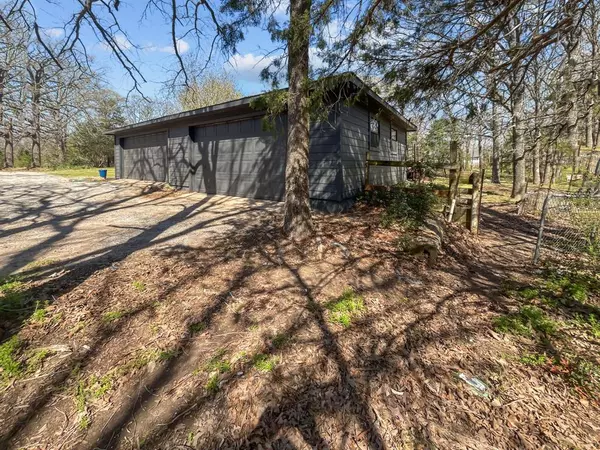 Quinlan, TX 75474,7899 Private Road 2576