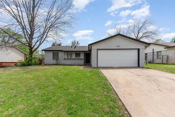 Arlington, TX 76010,2110 Brookshire Street