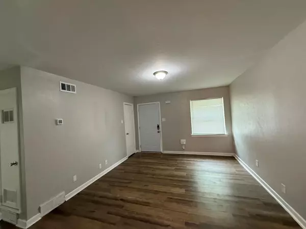 Fort Worth, TX 76103,2500 Normont Circle