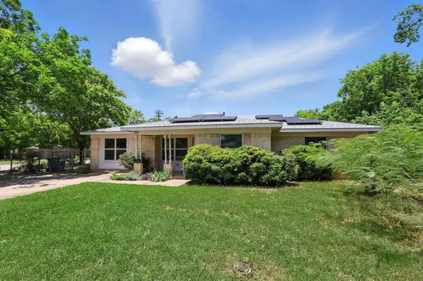 North Richland Hills, TX 76180,7717 Janetta Drive