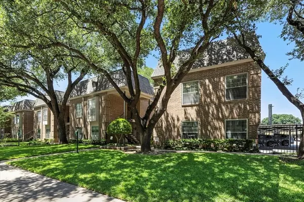 Fort Worth, TX 76109,4420 Harlanwood Drive #232