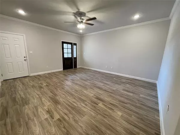 Granbury, TX 76049,213 Honor Code Place