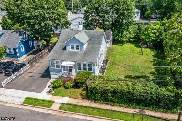 913 E Frech Ave, Manville Boro, NJ 08835